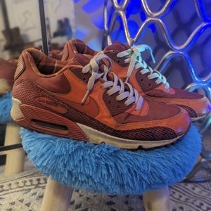 Men's Nike Air Max size 10